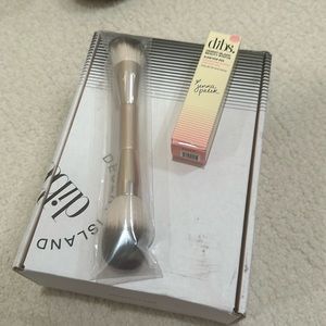 Dibs brush and Glowtour duo